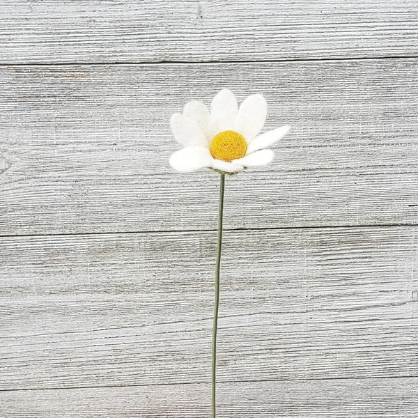 Felt Button Daisies