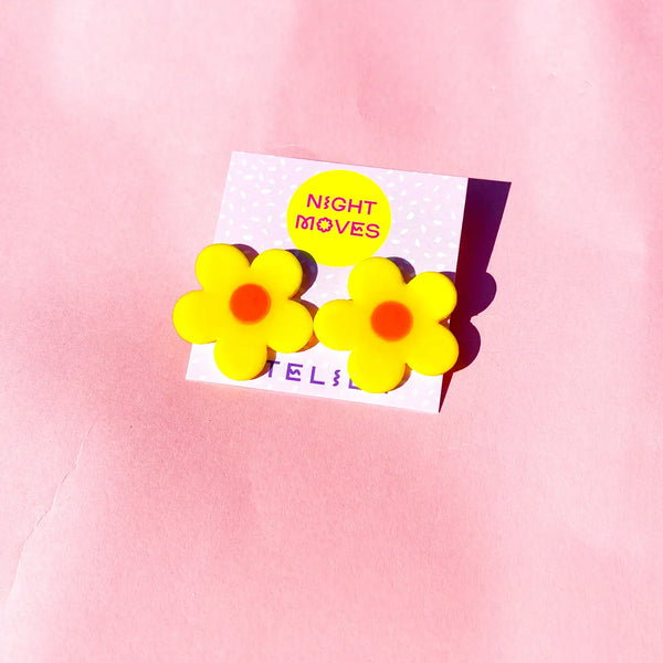 Polymer Clay Retro Daisy Stud Earrings